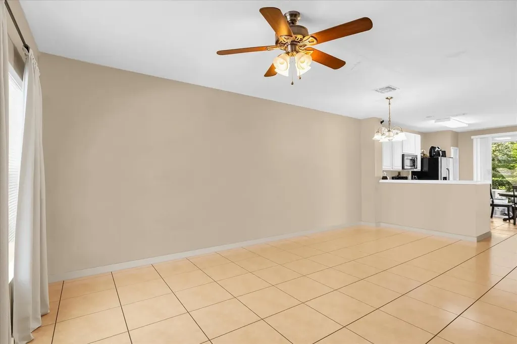 727 Shropshire Loop Sanford FL 32771