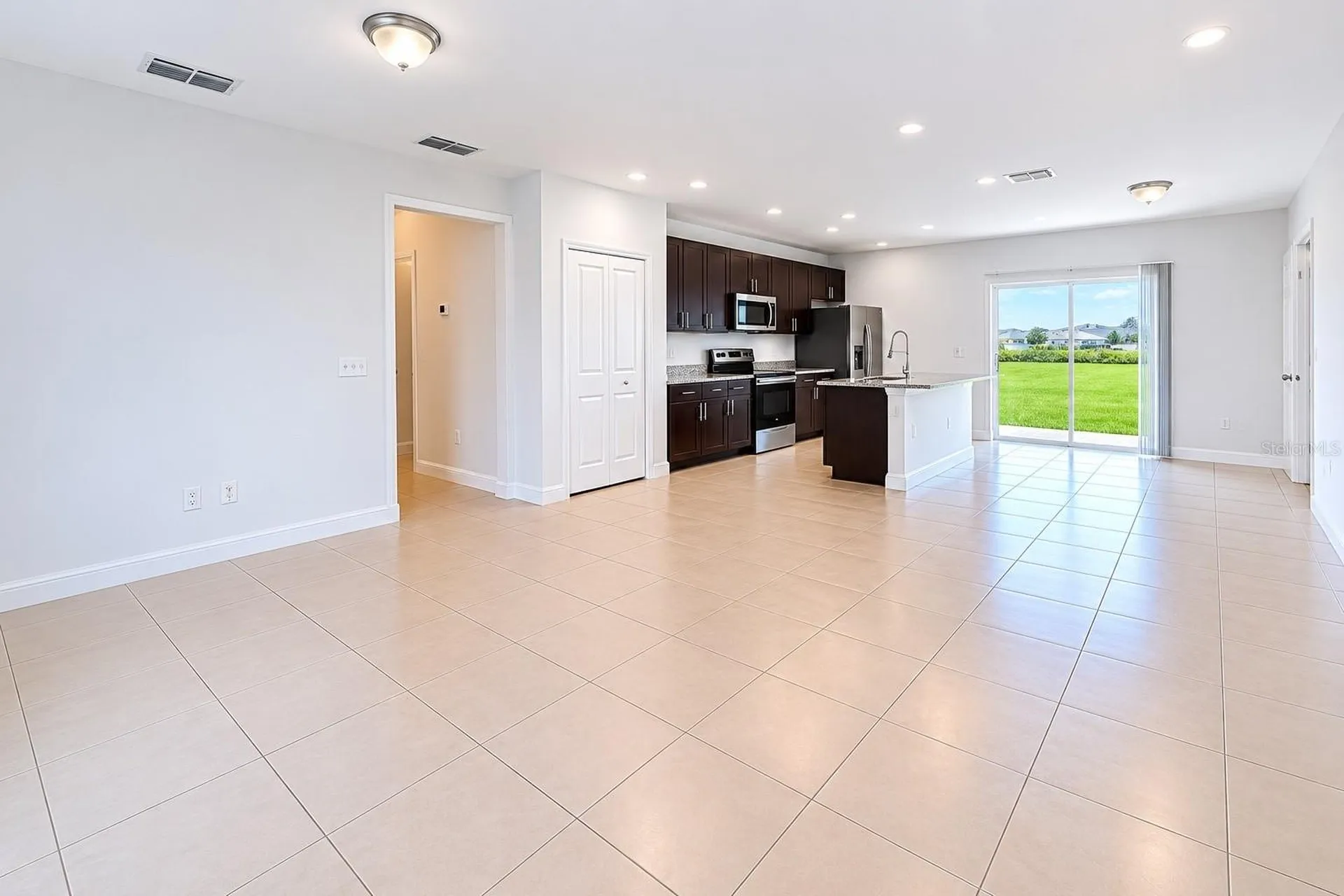 237 Cimarron Drive Kissimmee FL 34759