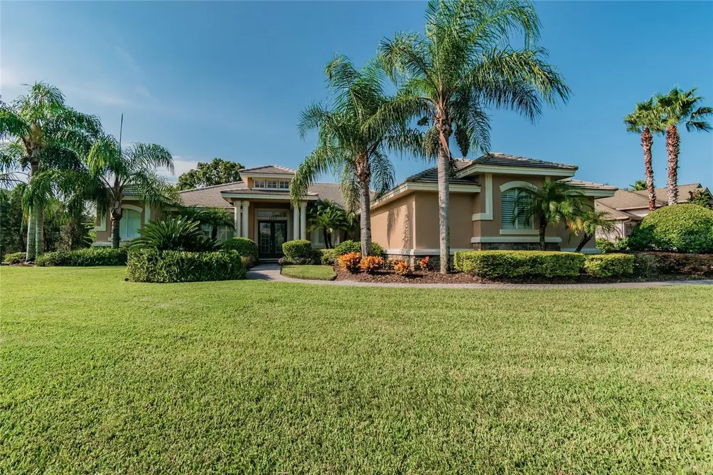 1107 Oxbridge Drive Lutz FL 33549