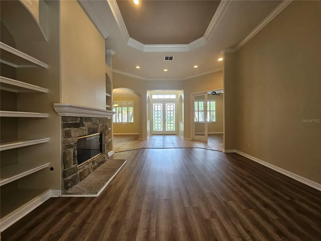 1107 Oxbridge Drive Lutz FL 33549