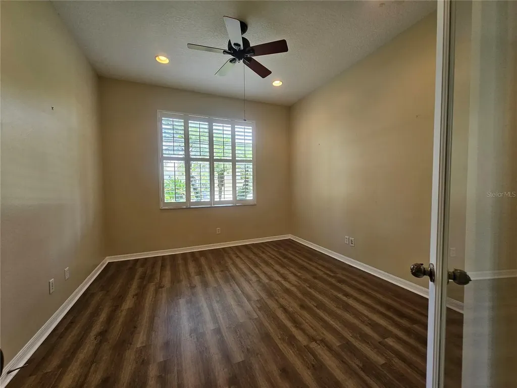 1107 Oxbridge Drive Lutz FL 33549