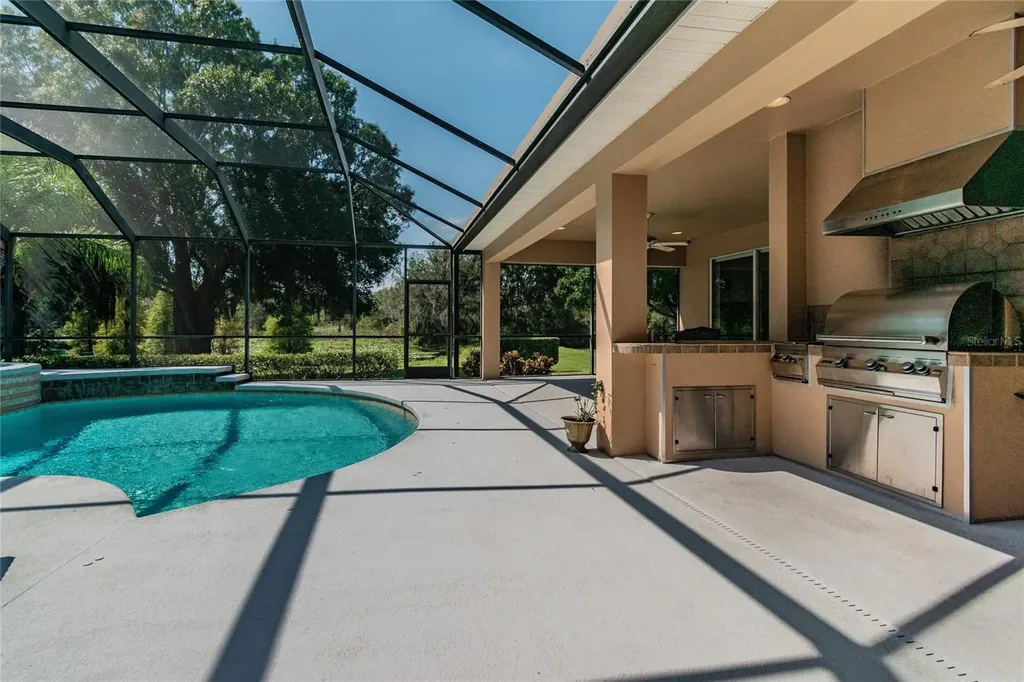 1107 Oxbridge Drive Lutz FL 33549