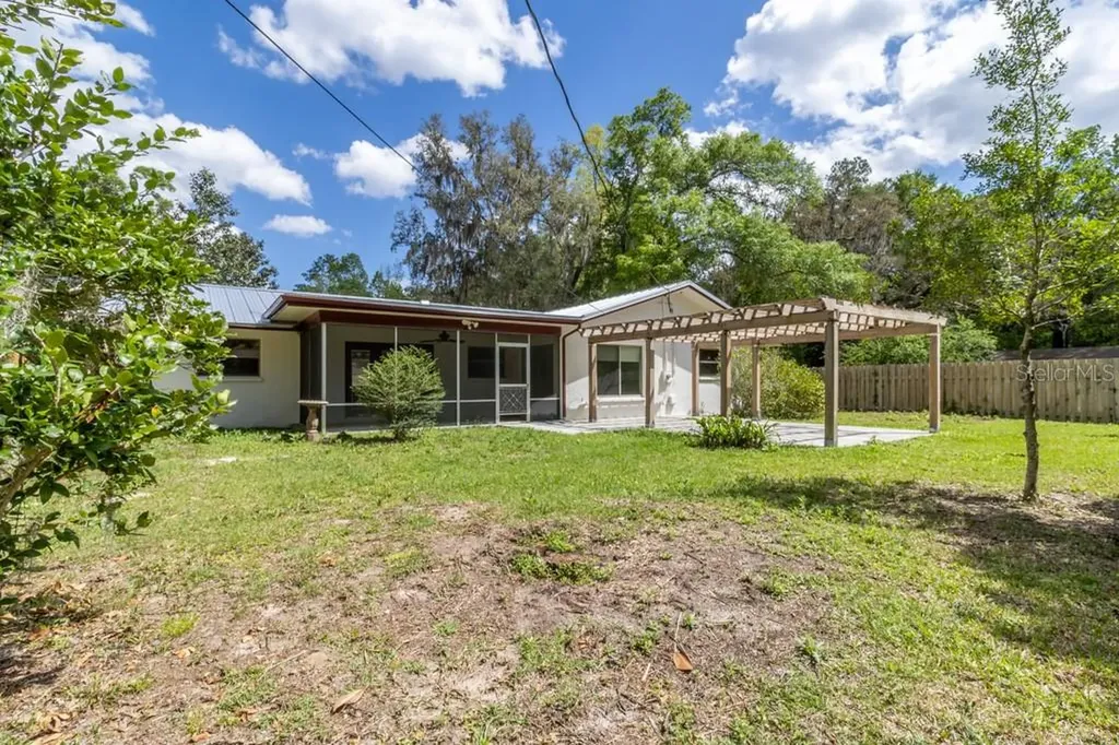 3426 NW 40th Street Gainesville FL 32606