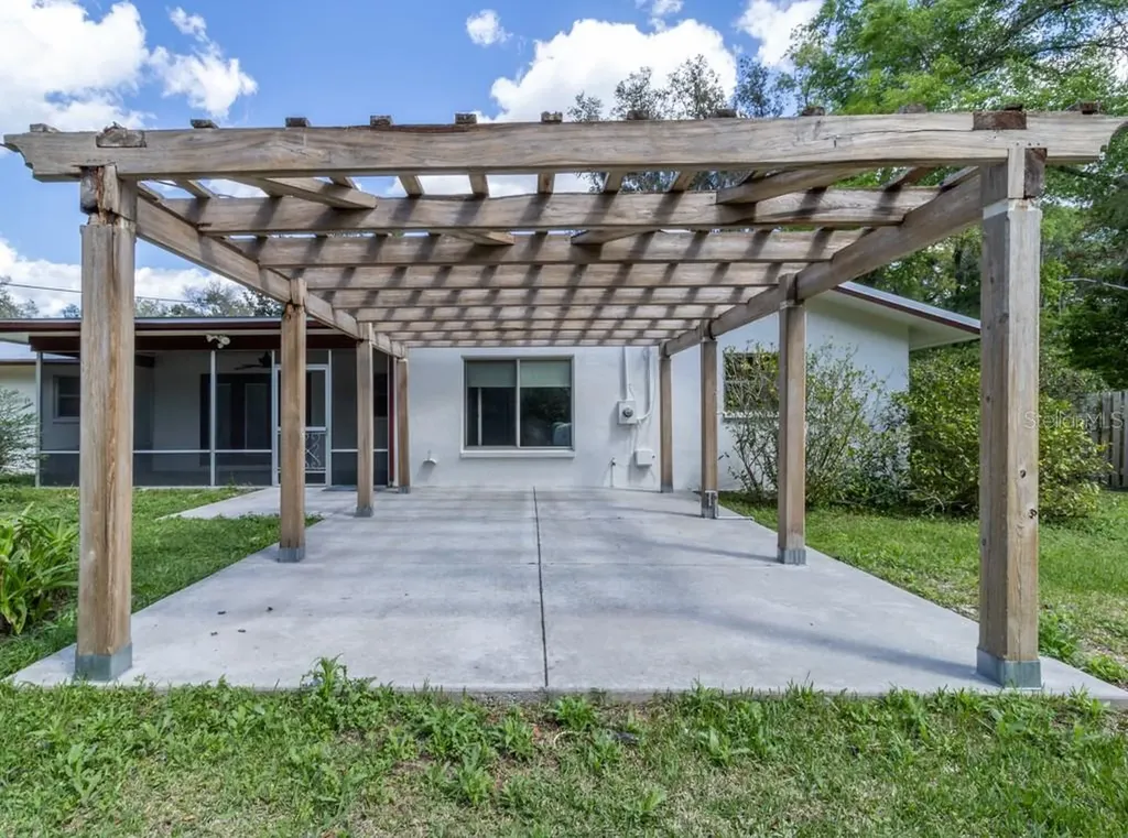 3426 NW 40th Street Gainesville FL 32606