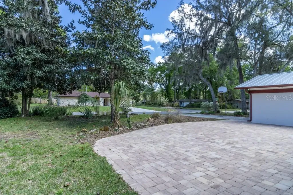 3426 NW 40th Street Gainesville FL 32606