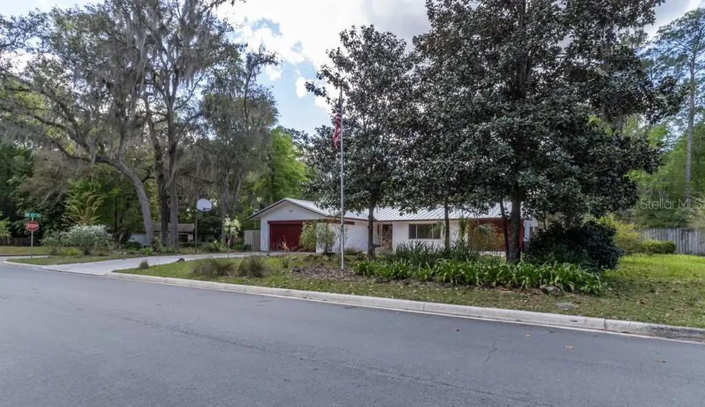 3426 NW 40th Street Gainesville FL 32606
