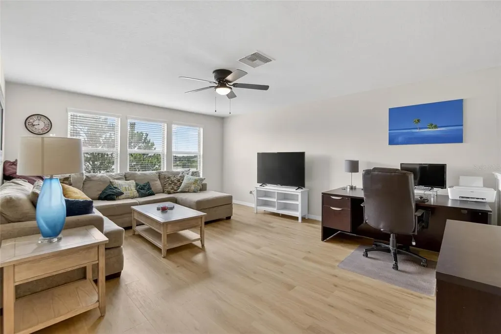 6207 Magnolia Park Boulevard Riverview FL 33578