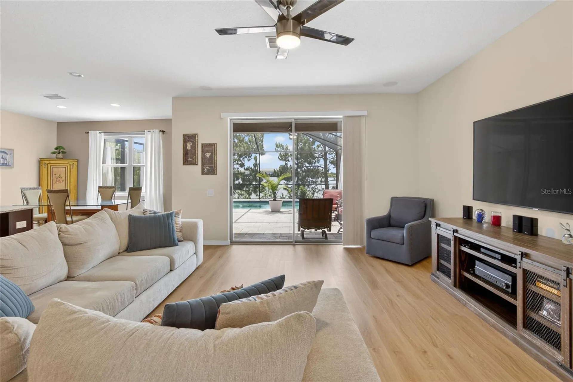 6207 Magnolia Park Boulevard Riverview FL 33578