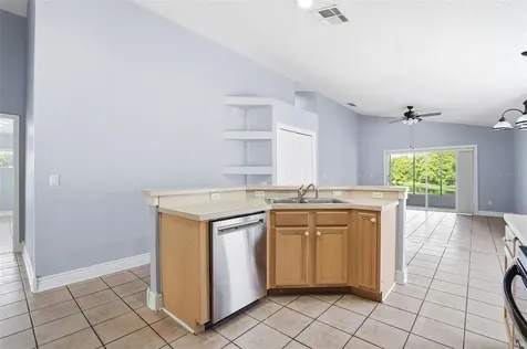 632 Cypress Tree Court Orlando FL 32825