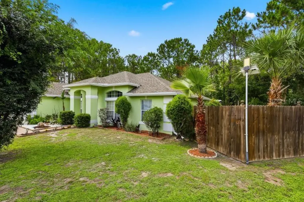 18 Burton Place Palm Coast FL 32137