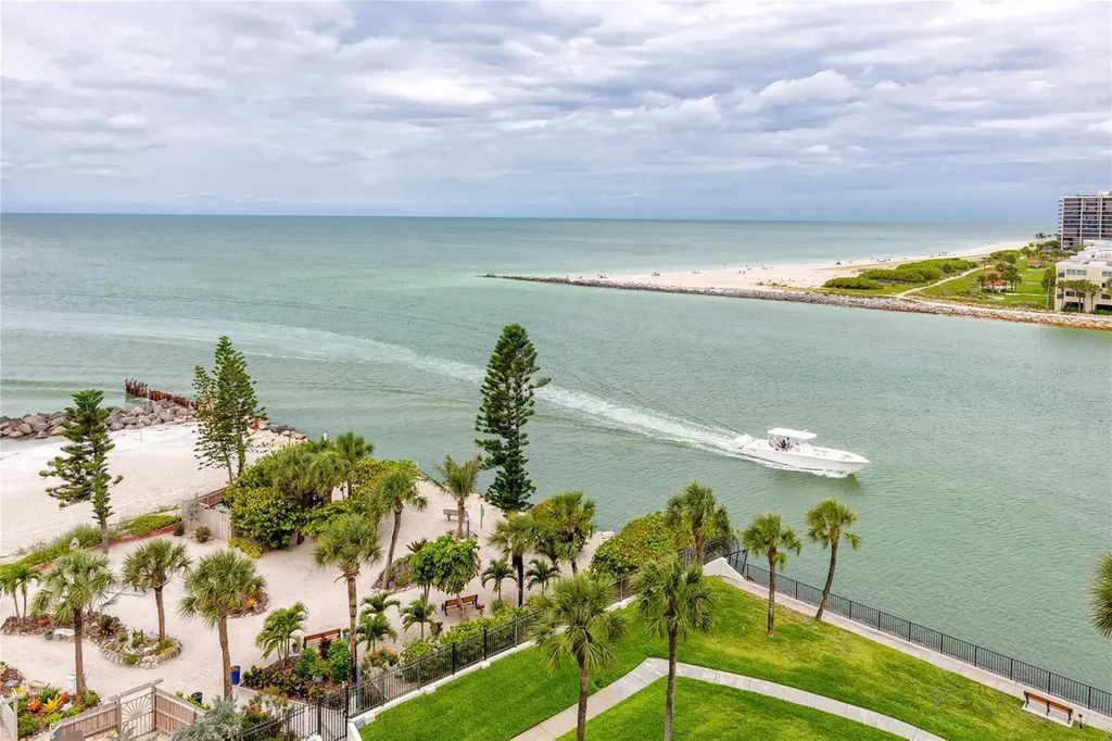 7100 Sunset Way St Pete Beach FL 33706