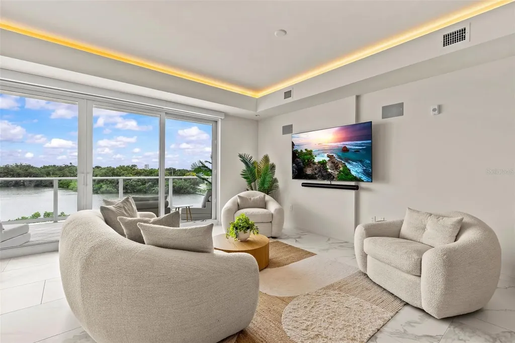 1020 Sunset Point Road Clearwater FL 33755