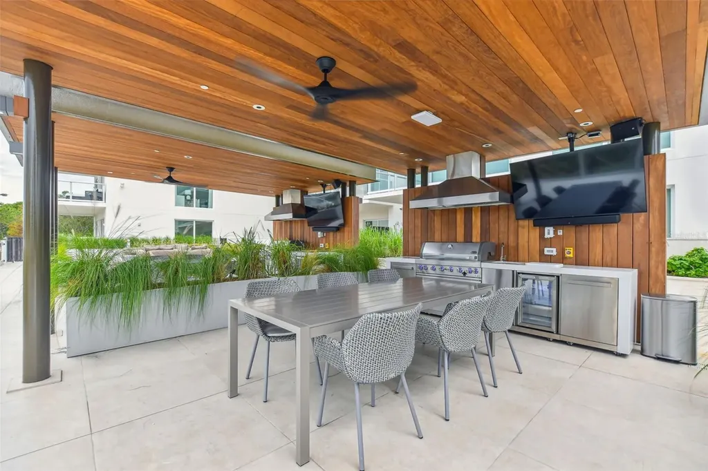 1020 Sunset Point Road Clearwater FL 33755