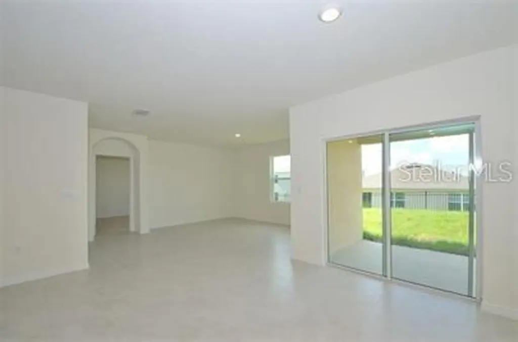 2343 Canyon Oak Drive Davenport FL 33837