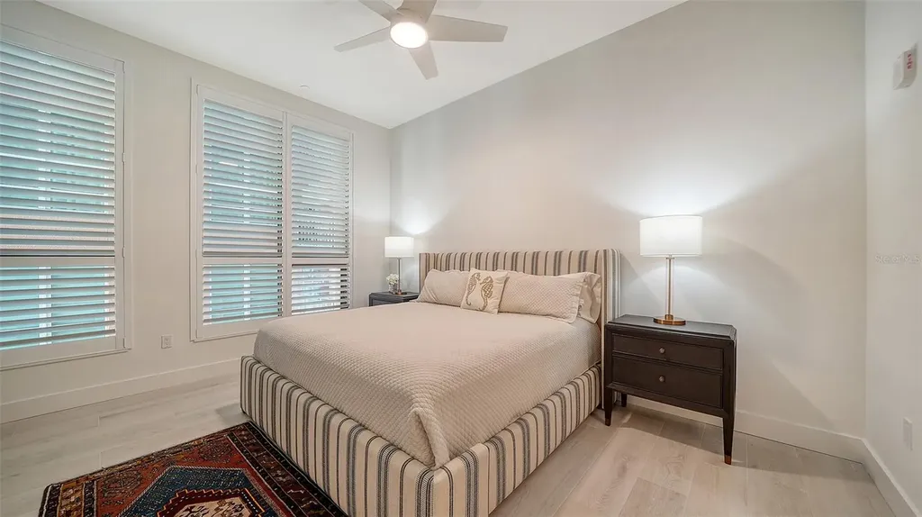 33 S Palm Avenue Sarasota FL 34236