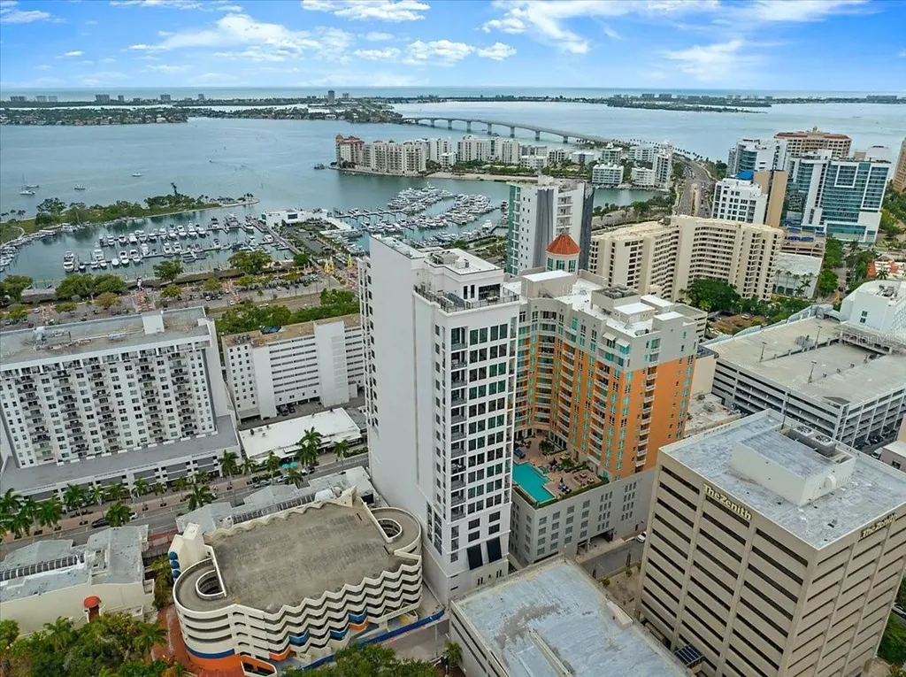 33 S Palm Avenue Sarasota FL 34236