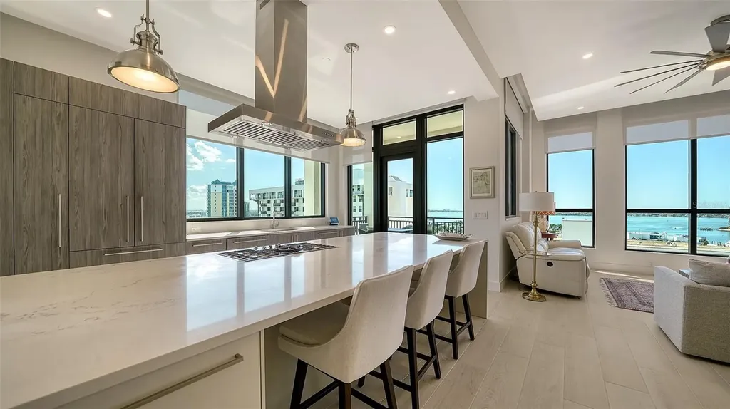 33 S Palm Avenue Sarasota FL 34236