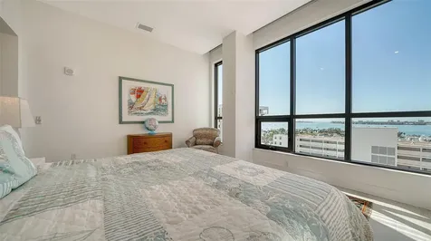 33 S Palm Avenue Sarasota FL 34236