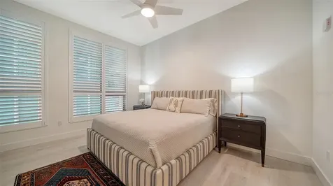 33 S Palm Avenue Sarasota FL 34236