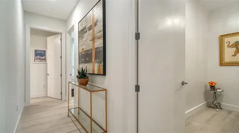 33 S Palm Avenue Sarasota FL 34236