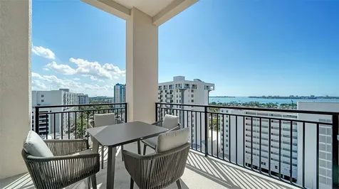 33 S Palm Avenue Sarasota FL 34236