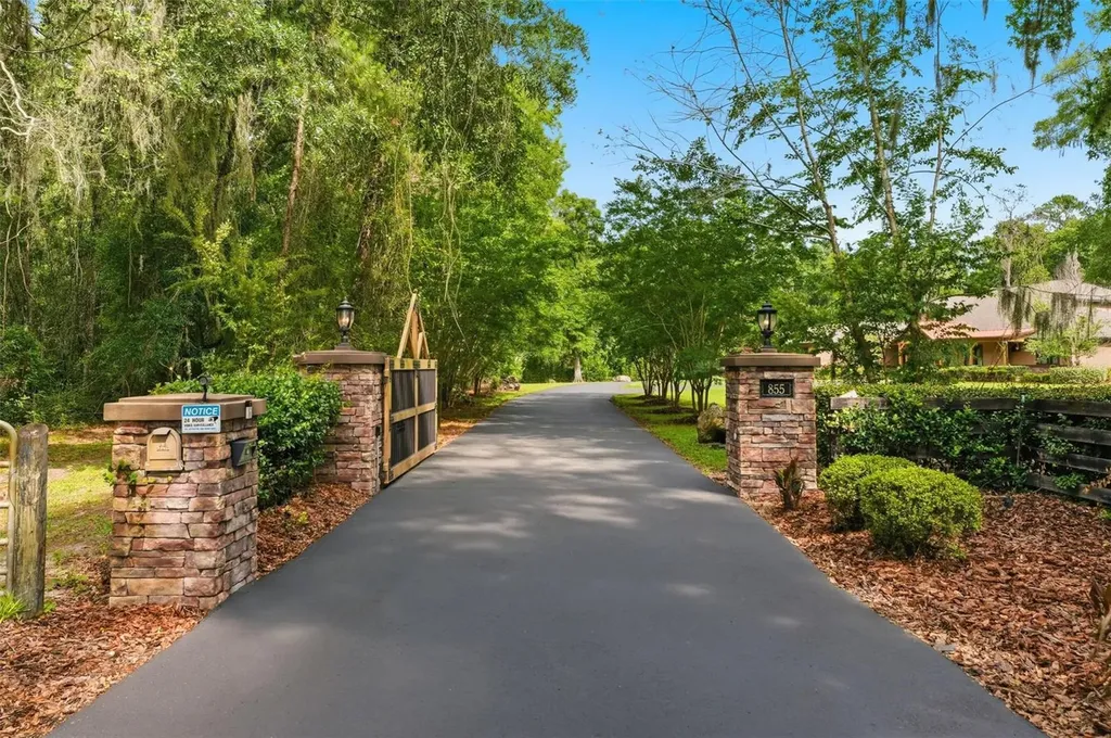 855 SE 87th Street Ocala FL 34480