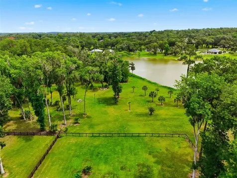 855 SE 87th Street Ocala FL 34480