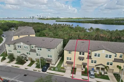 4722 Tuscan Loon Drive Tampa FL 33619