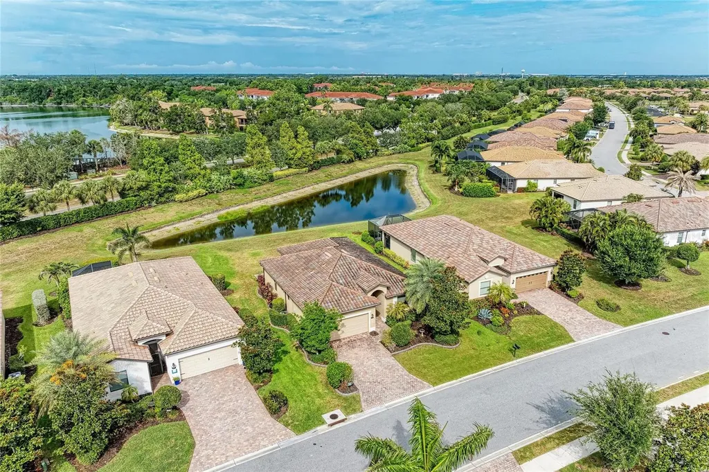 165 Wandering Wetlands Circle Bradenton FL 34212
