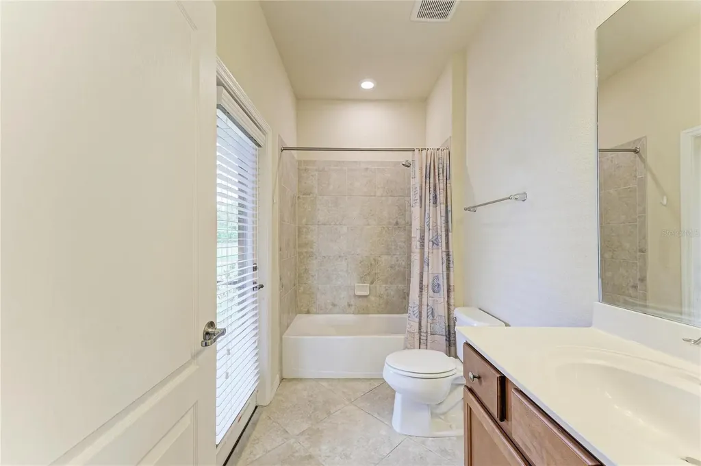 165 Wandering Wetlands Circle Bradenton FL 34212