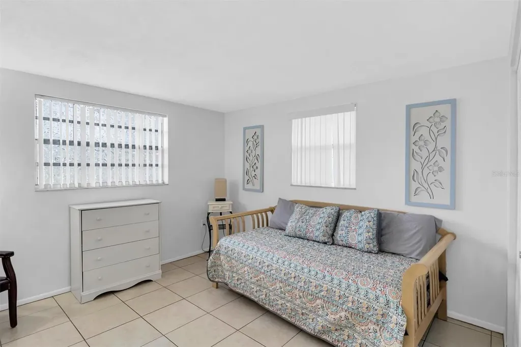 6801 Larchmont Avenue New Port Richey FL 34653