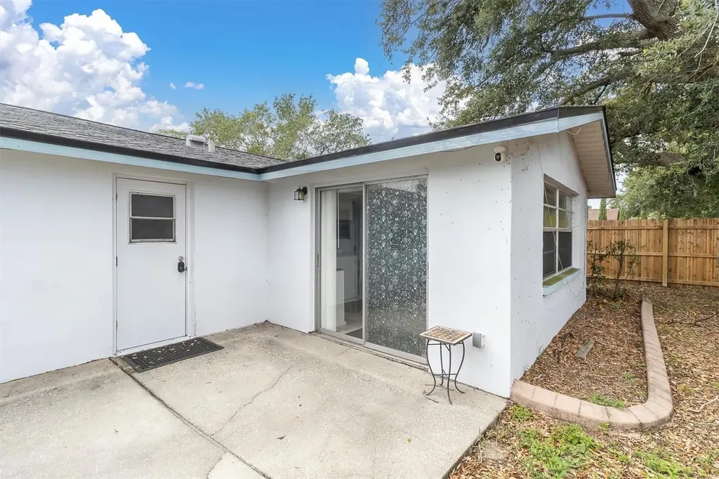 6801 Larchmont Avenue New Port Richey FL 34653