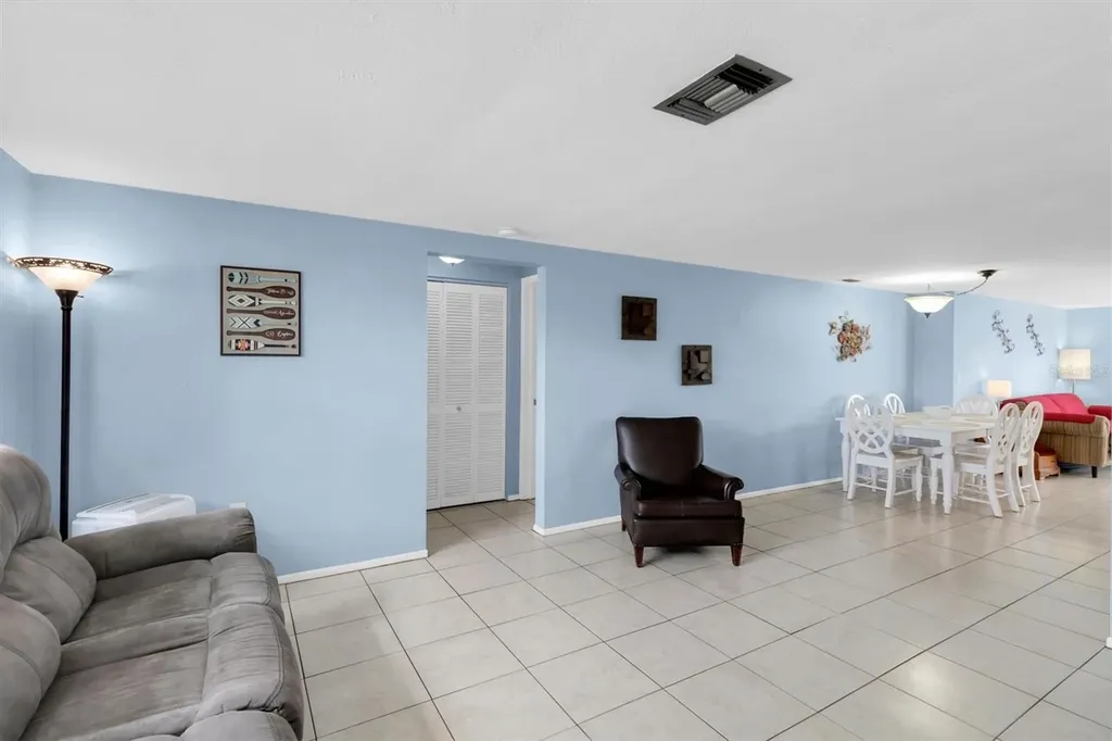 6801 Larchmont Avenue New Port Richey FL 34653