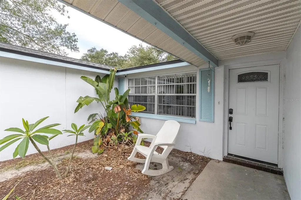 6801 Larchmont Avenue New Port Richey FL 34653