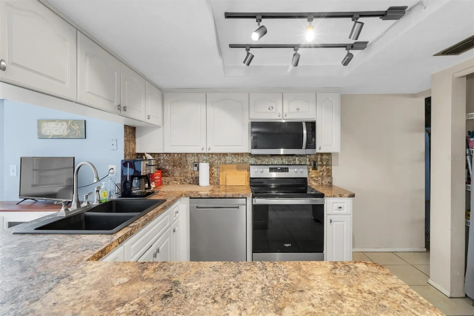6801 Larchmont Avenue New Port Richey FL 34653