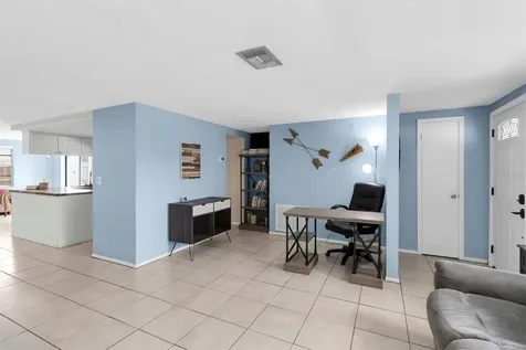 6801 Larchmont Avenue New Port Richey FL 34653