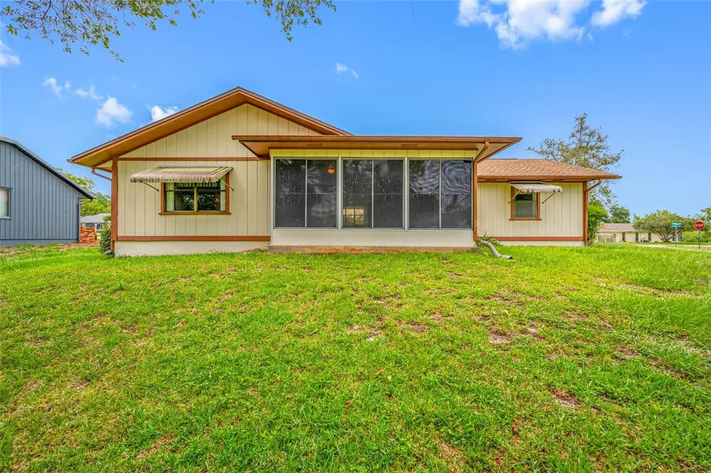 8528 Heather Boulevard Weeki Wachee FL 34613