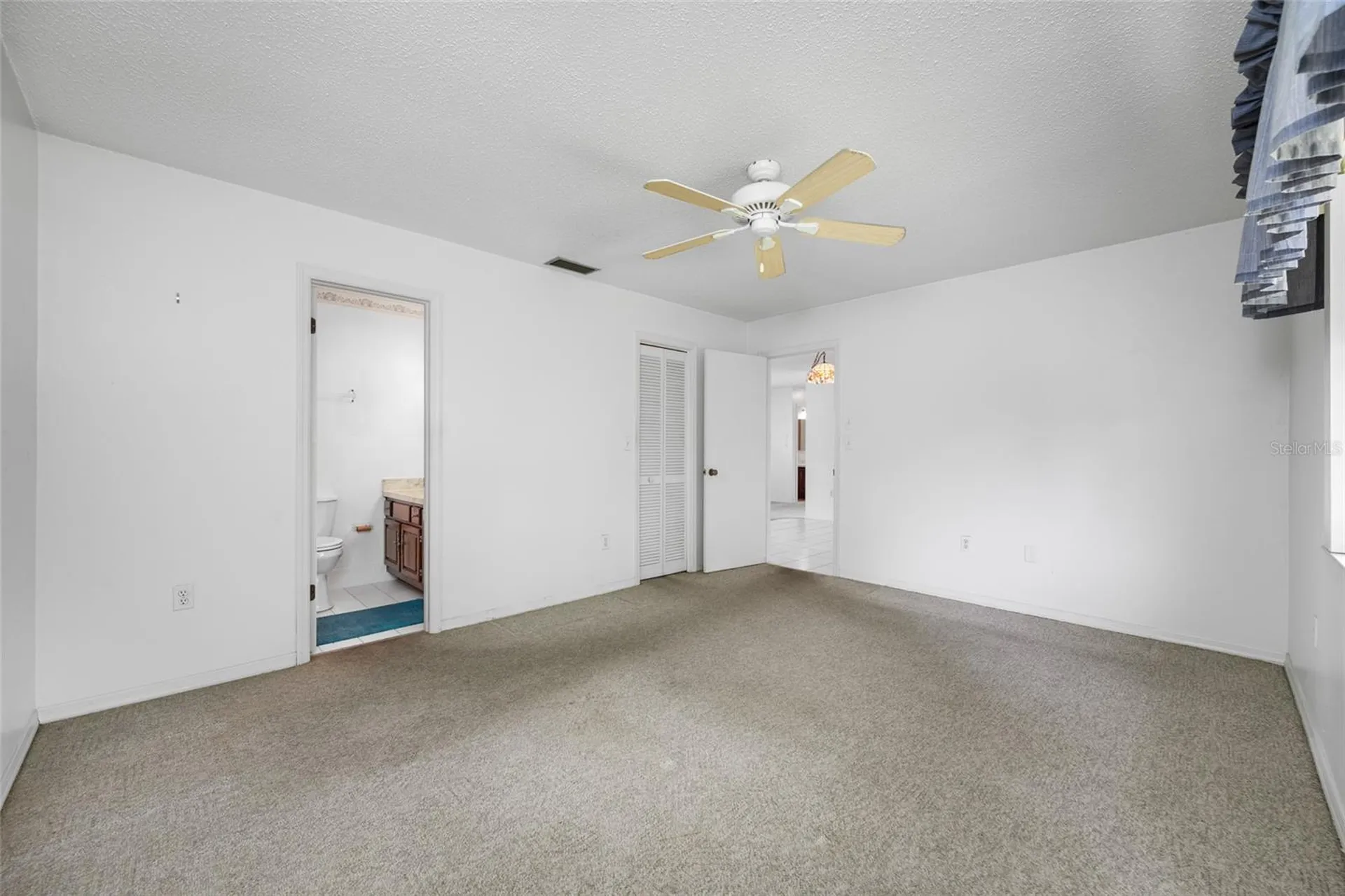 8528 Heather Boulevard Weeki Wachee FL 34613