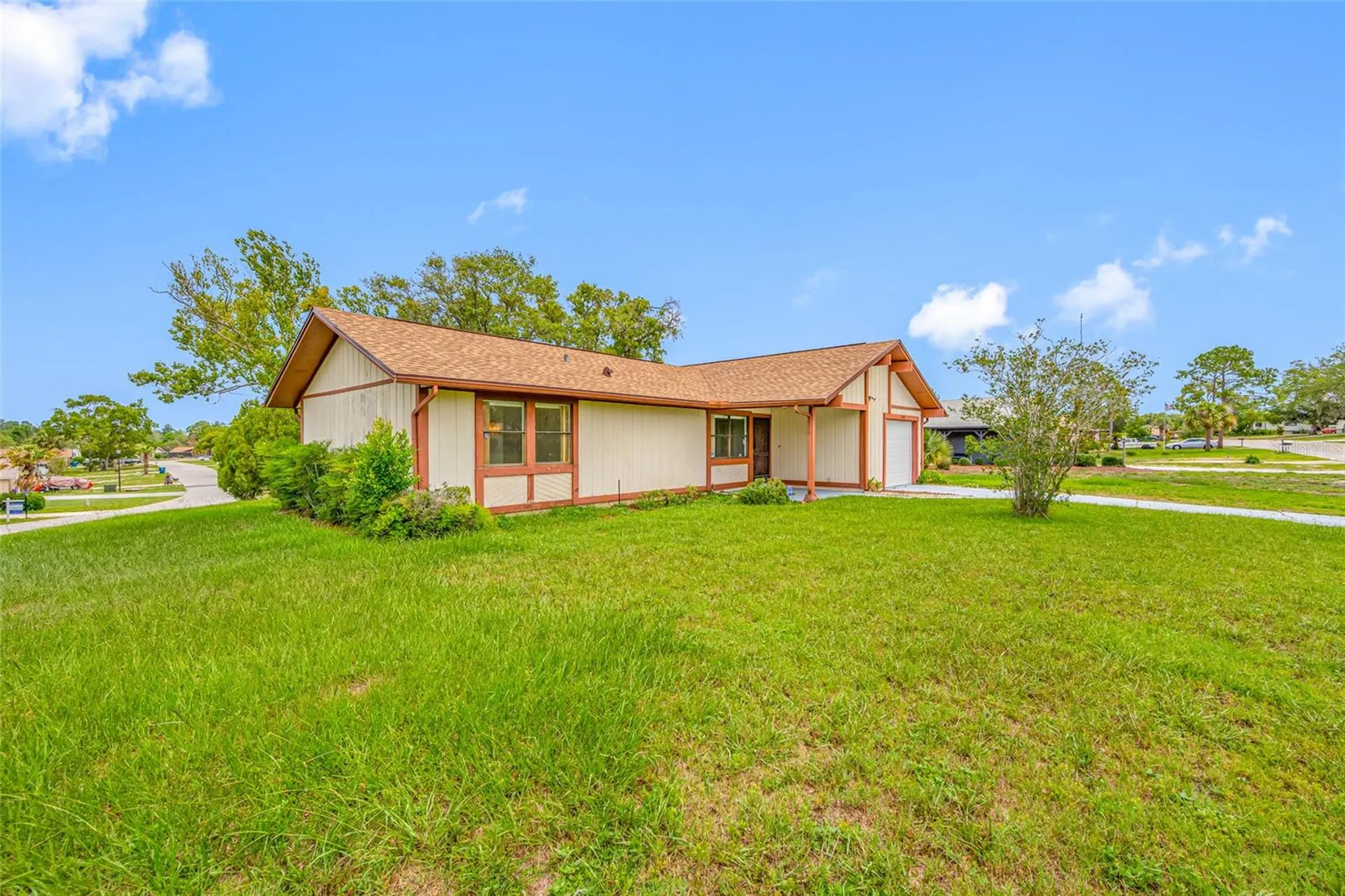 8528 Heather Boulevard Weeki Wachee FL 34613