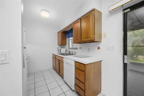 8528 Heather Boulevard Weeki Wachee FL 34613