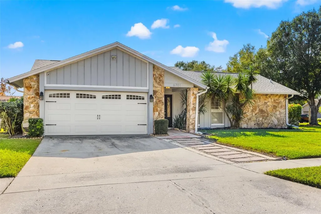 6701 Leeward Isle Way Tampa FL 33615