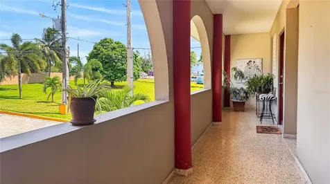 120 Bo Hato Tejas, Calle Pajaros Bayamon PR 00959