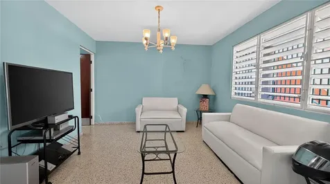 120 Bo Hato Tejas, Calle Pajaros Bayamon PR 00959