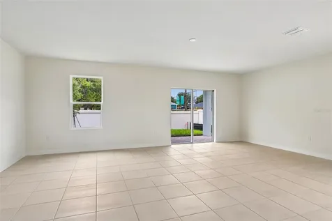 475 Liberty Bend Haines City FL 33844