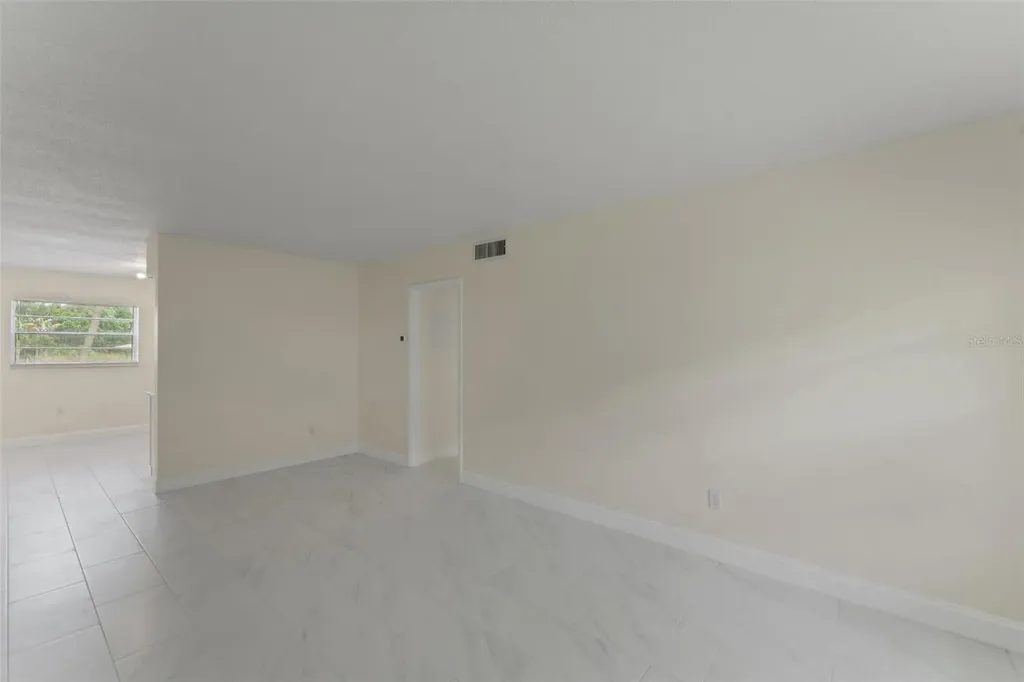 4328 Edgewater Drive Orlando FL 32804