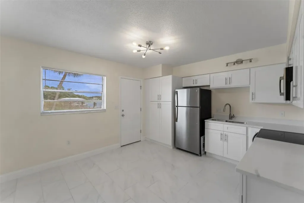 4328 Edgewater Drive Orlando FL 32804