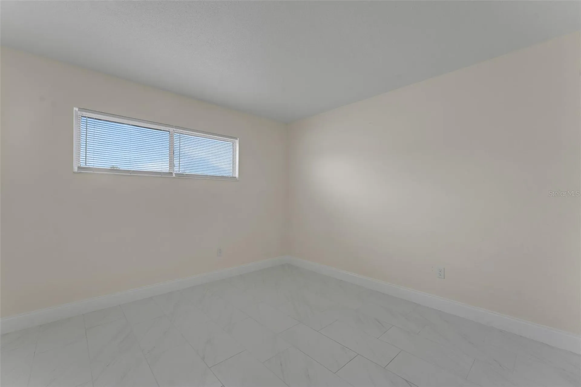 4328 Edgewater Drive Orlando FL 32804