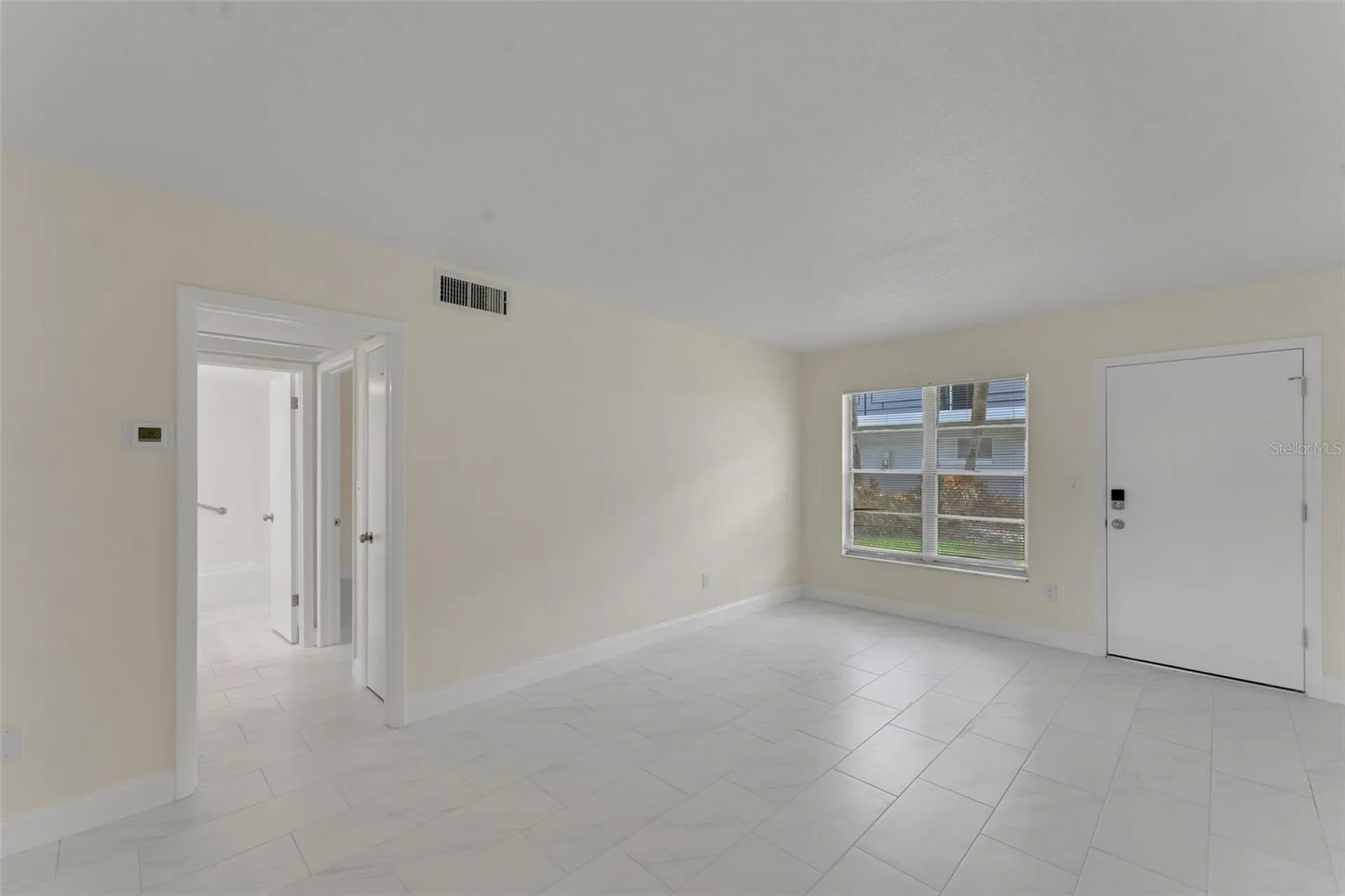 4328 Edgewater Drive Orlando FL 32804