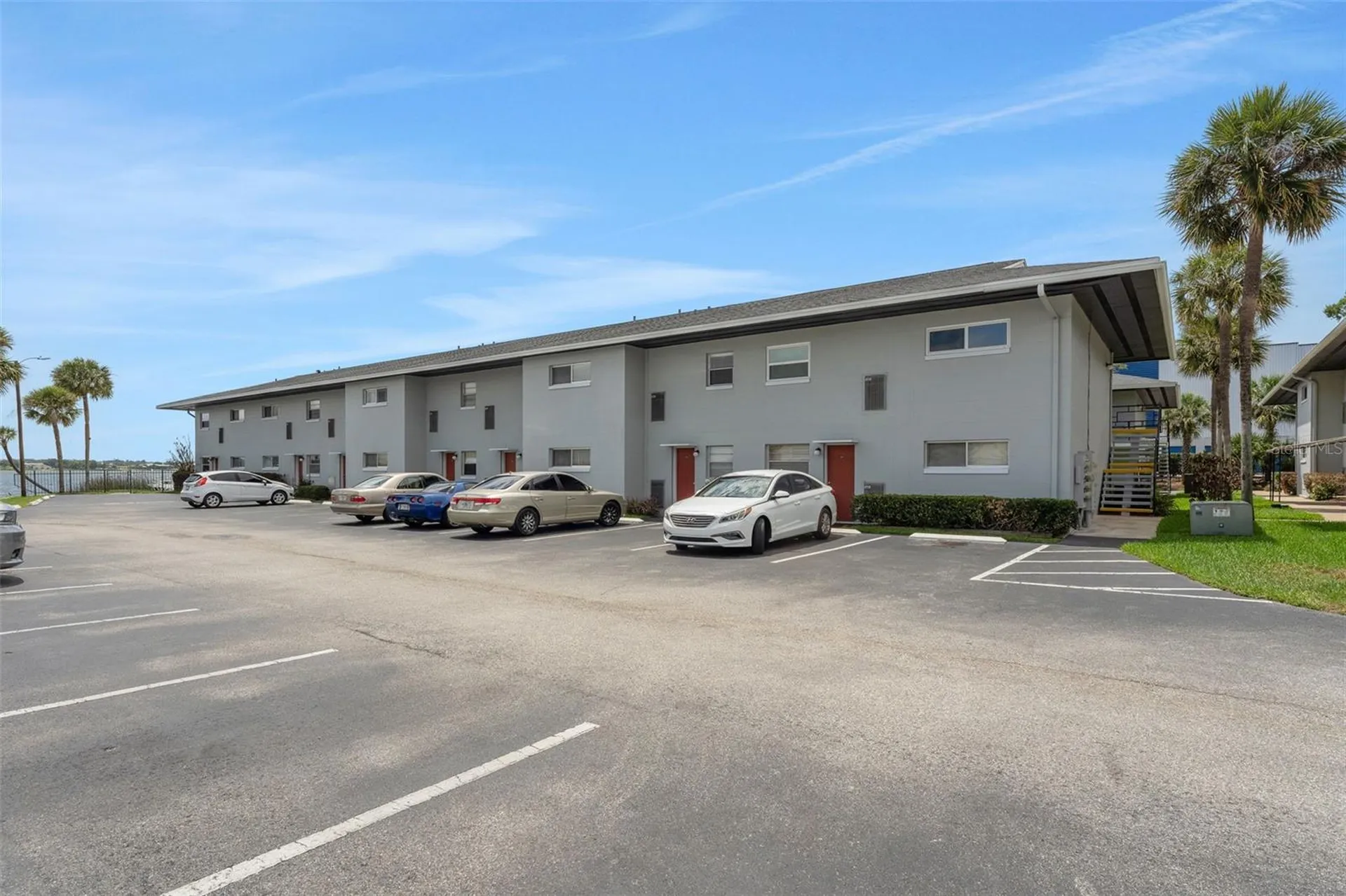 4328 Edgewater Drive Orlando FL 32804