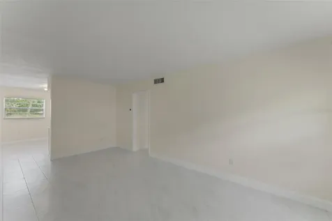 4328 Edgewater Drive Orlando FL 32804